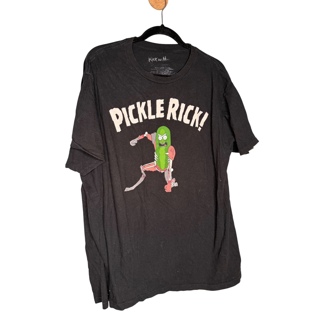 Rick and Morty Pickle Rick graphic t-shirt